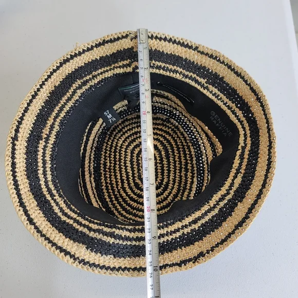 Simon's Raffia two tone hat - Picture 7 of 7